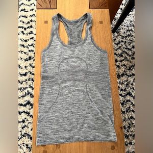 Lululemon run swiftly tank size 2